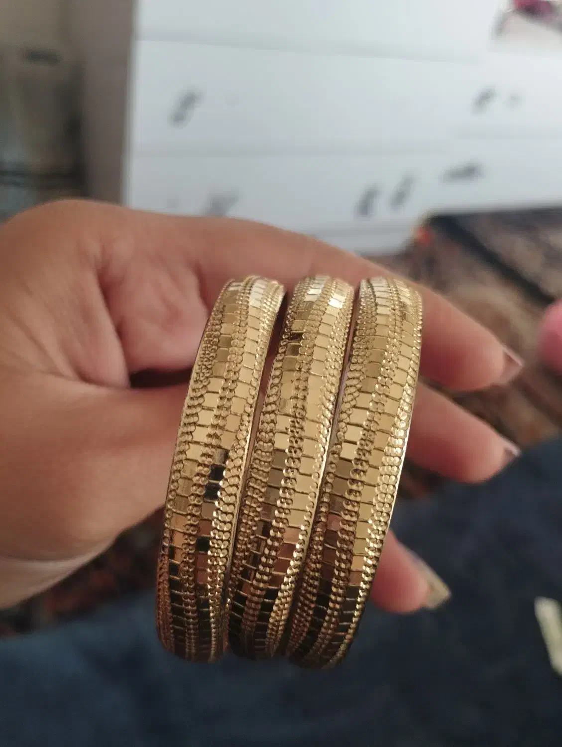 ۳عدد النگو طلا روس رنگ ثابت ثابت جفت طلا|بدلیجات|میانه, |دیوار