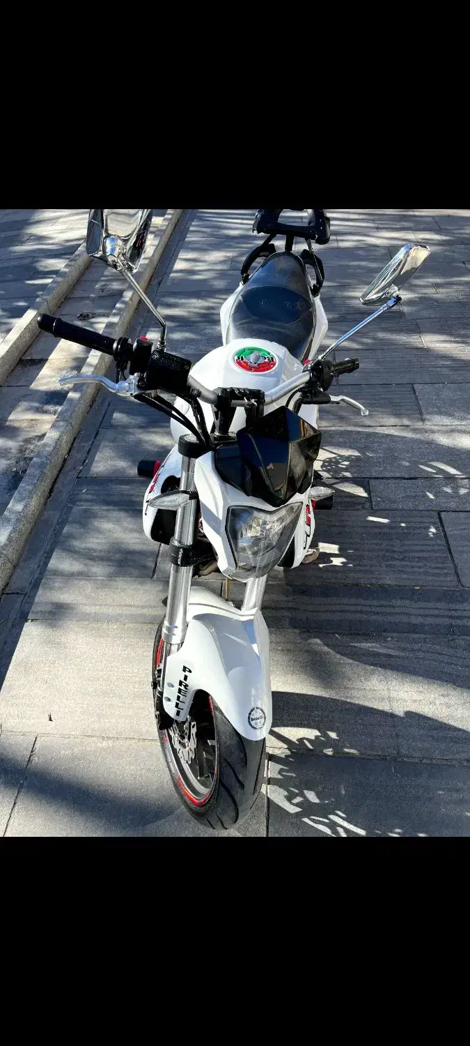 بنلی 300|موتورسیکلت|ملایر, |دیوار