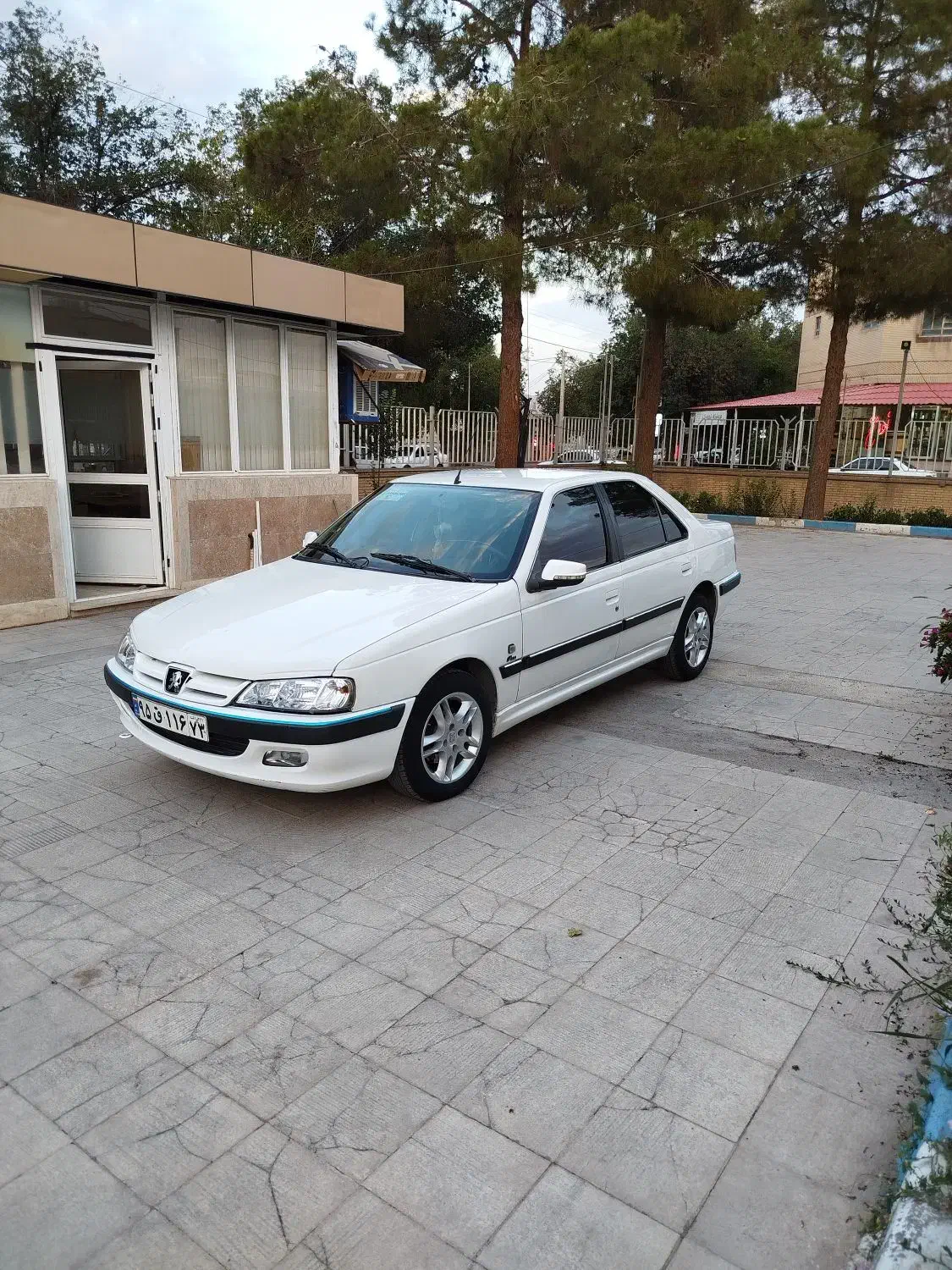 پژو پارس معمولی|خودرو سواری و وانت|آباده, |دیوار