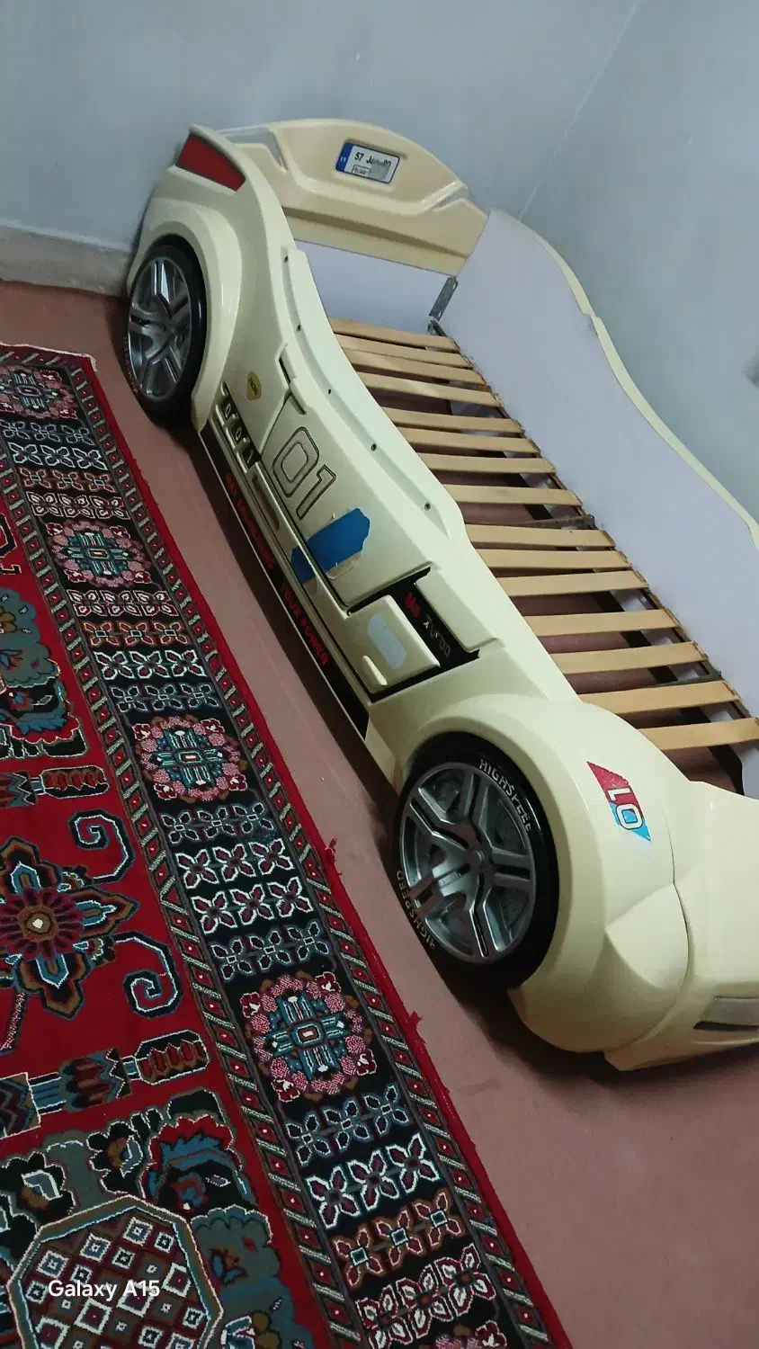 تخت خواب مدل ماشین|تخت و سرویس خواب|آستارا, |دیوار