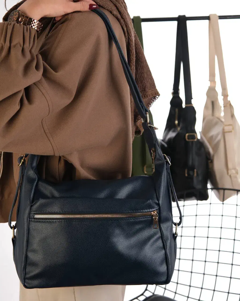 کیف|کیف، کفش، کمربند|زابل, |دیوار