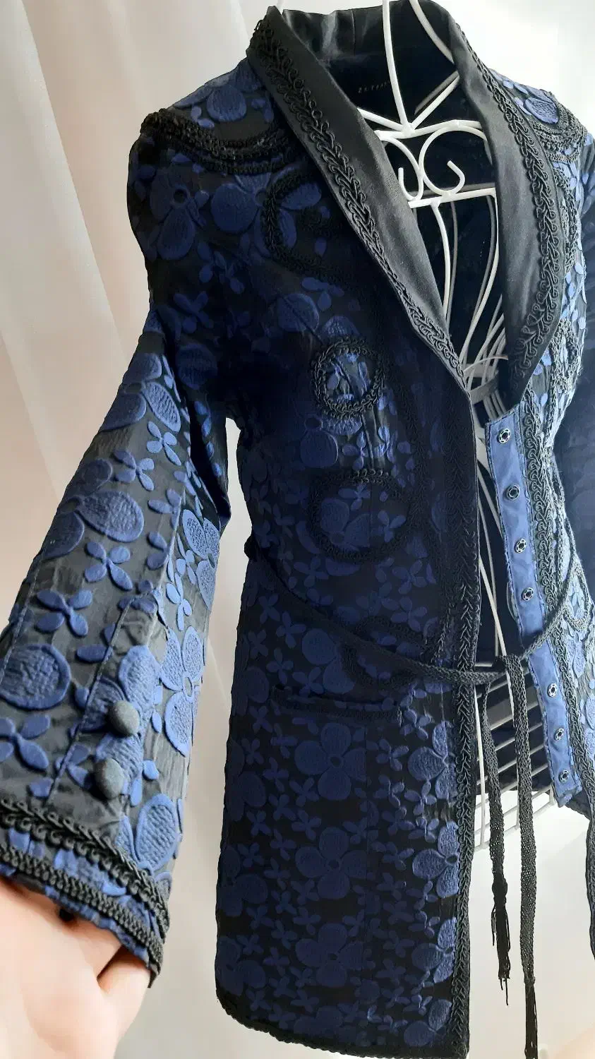 مانتوژاکاردژورنالی ترک|لباس|اصفهان, شفق|دیوار