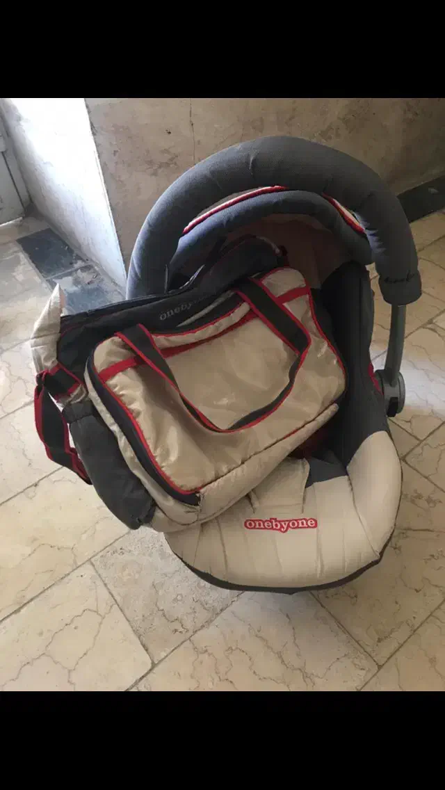 کیف نوزاد و کری یر|کالسکه و لوازم جانبی|یزد, |دیوار