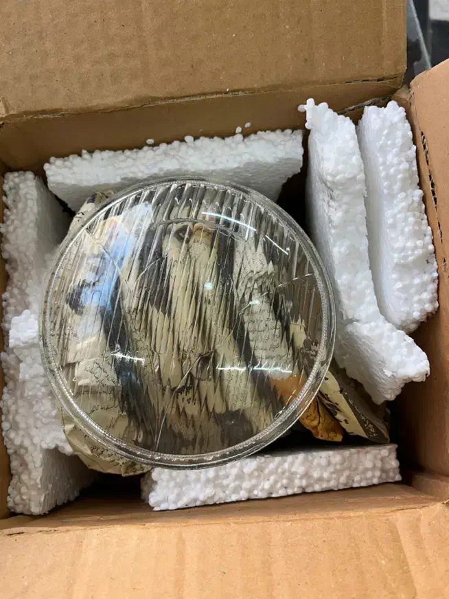 شیشه چراغ موتور.افرود .سیفون جیپ|قطعات یدکی و لوازم جانبی|ارومیه, |دیوار