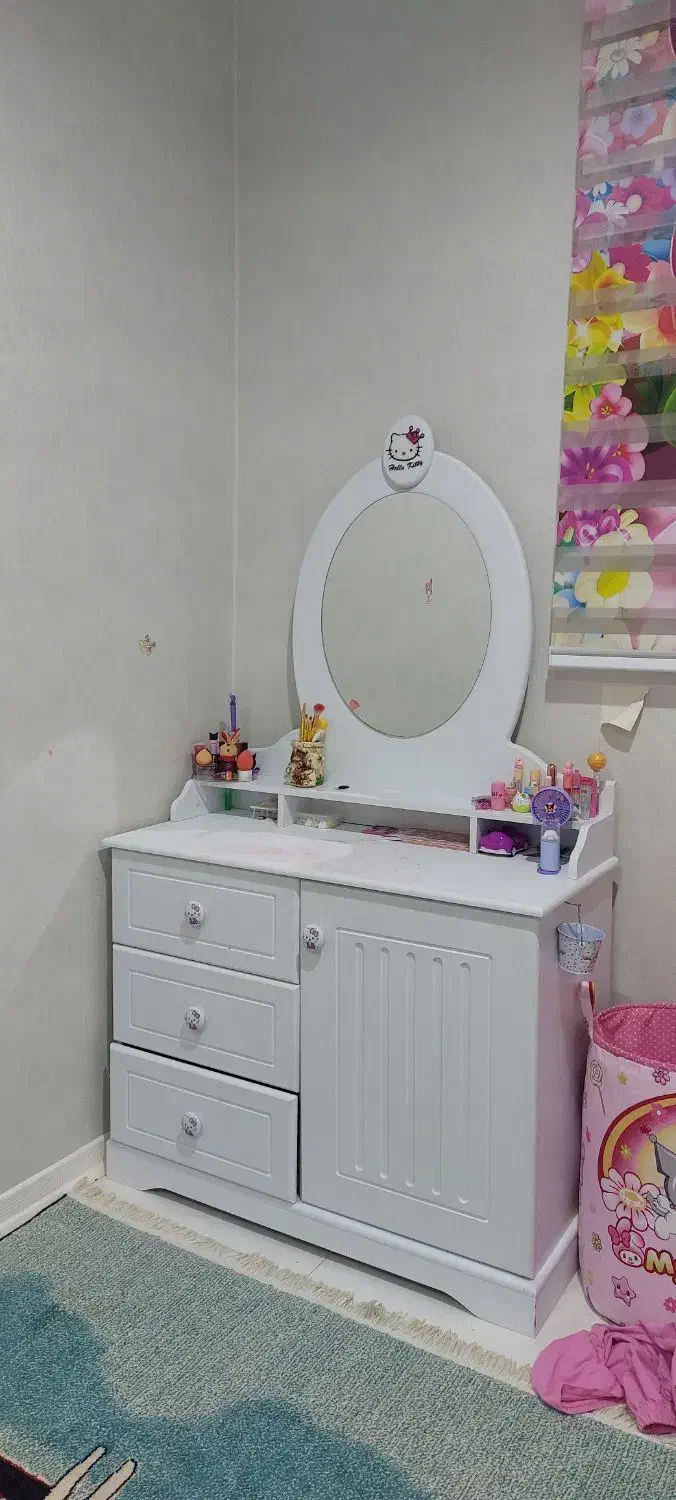 فروش تعدادی از وسایل بچه گانه|اسباب و اثاث بچه|دوگنبدان, |دیوار