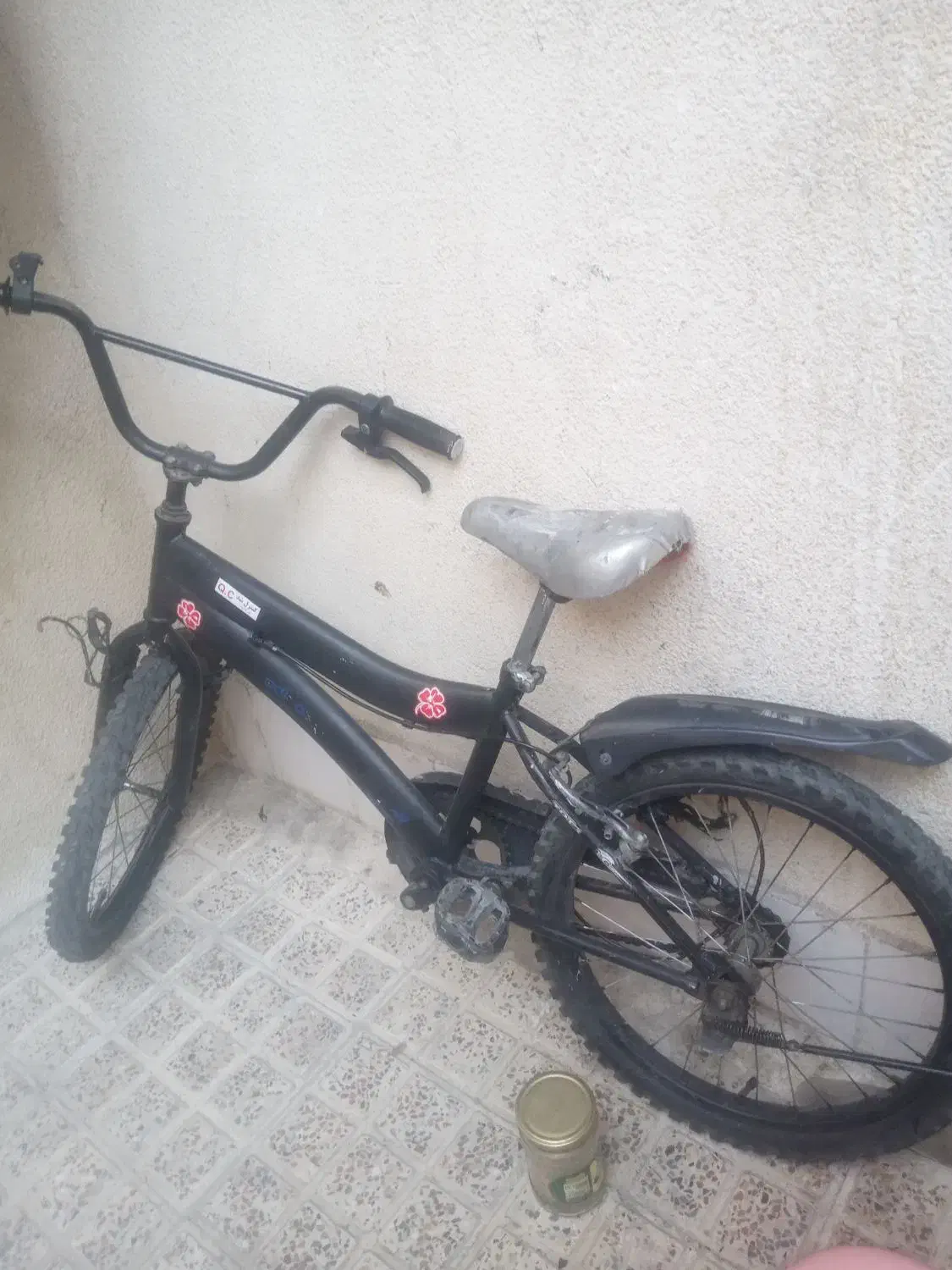 اسباب بازی|دوچرخه، اسکیت، اسکوتر|قدس, شهر‌قدس|دیوار