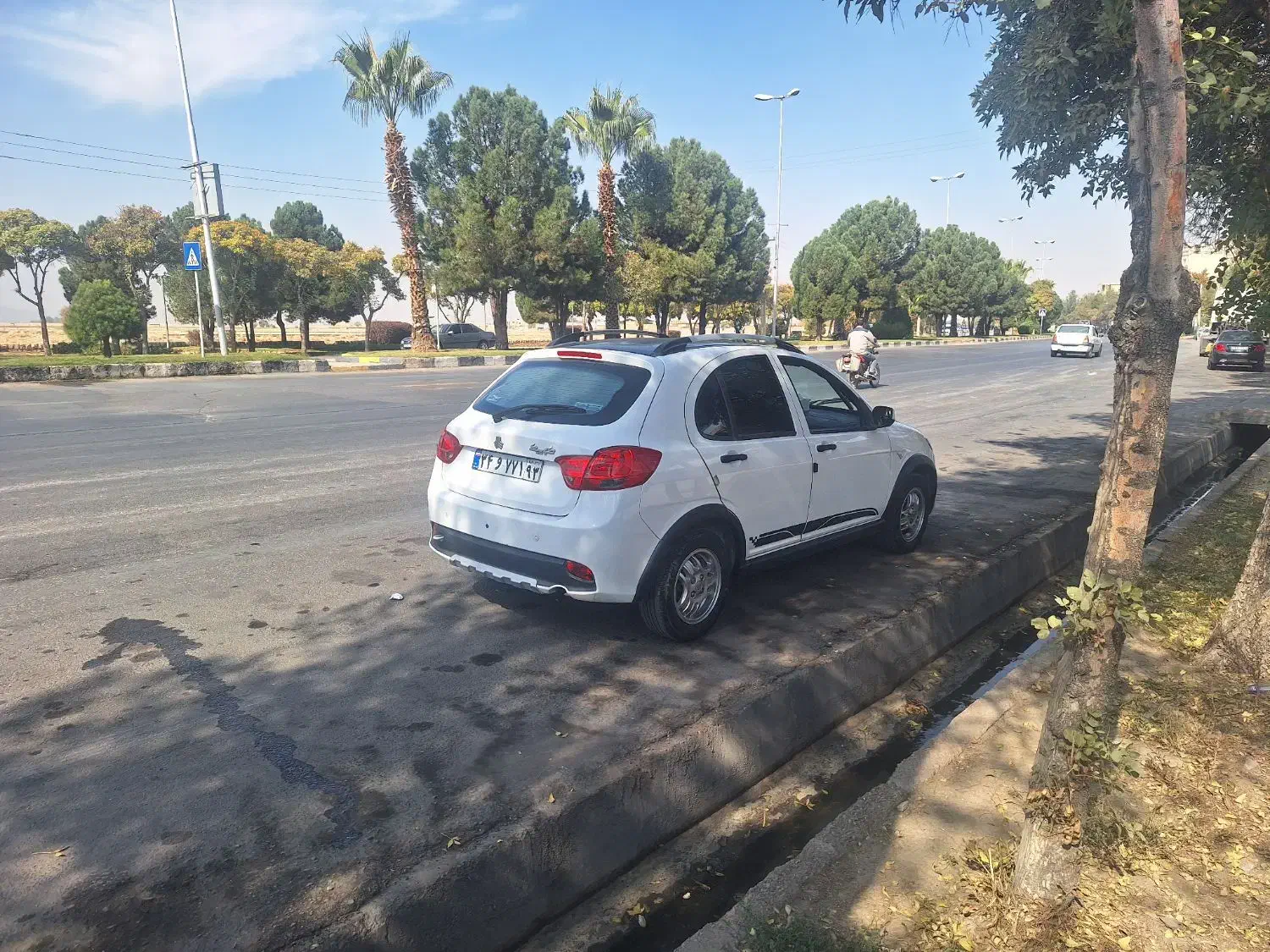 کوییک 1401r معاوضه فقط با آریسان ۲|خودرو سواری و وانت|مرودشت, فاز اول شهرک فرهنگیان|دیوار