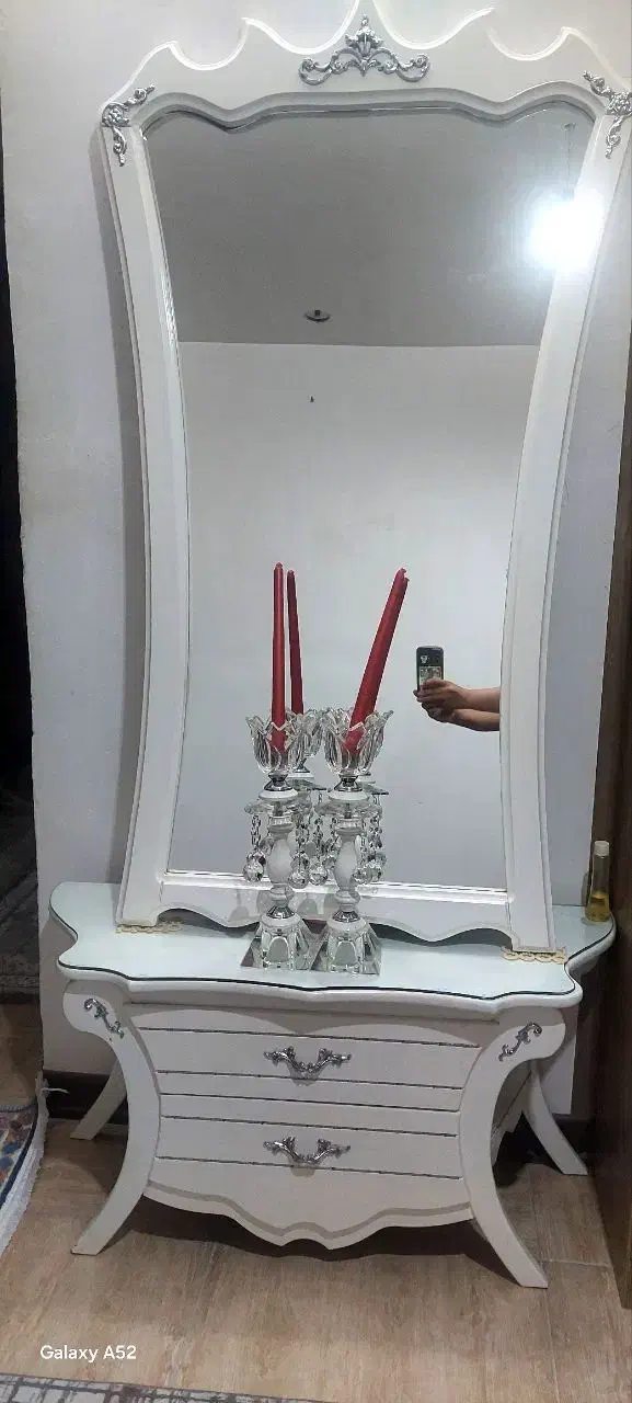 اینه|آینه|اصفهان, فردوان|دیوار