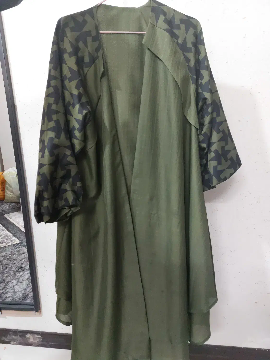 لباس.مانتو وکت|لباس|اصفهان, قهجاورستان|دیوار