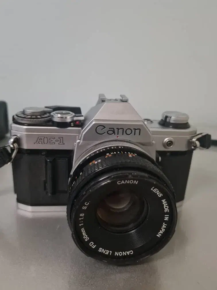 دوربین عکاسی آنالوگ کنون AE1|دوربین عکاسی و فیلمبرداری|تهران, تهرانپارس غربی|دیوار