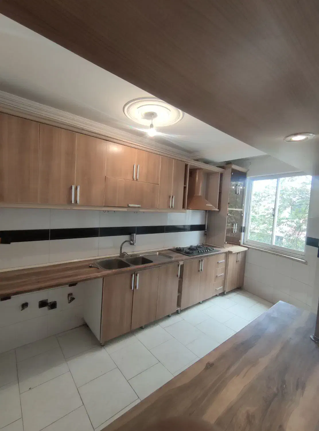 آپارتمان ۱۲۰متری ۳ خواب|اجارهٔ آپارتمان|رشت, گلباغ نماز|دیوار