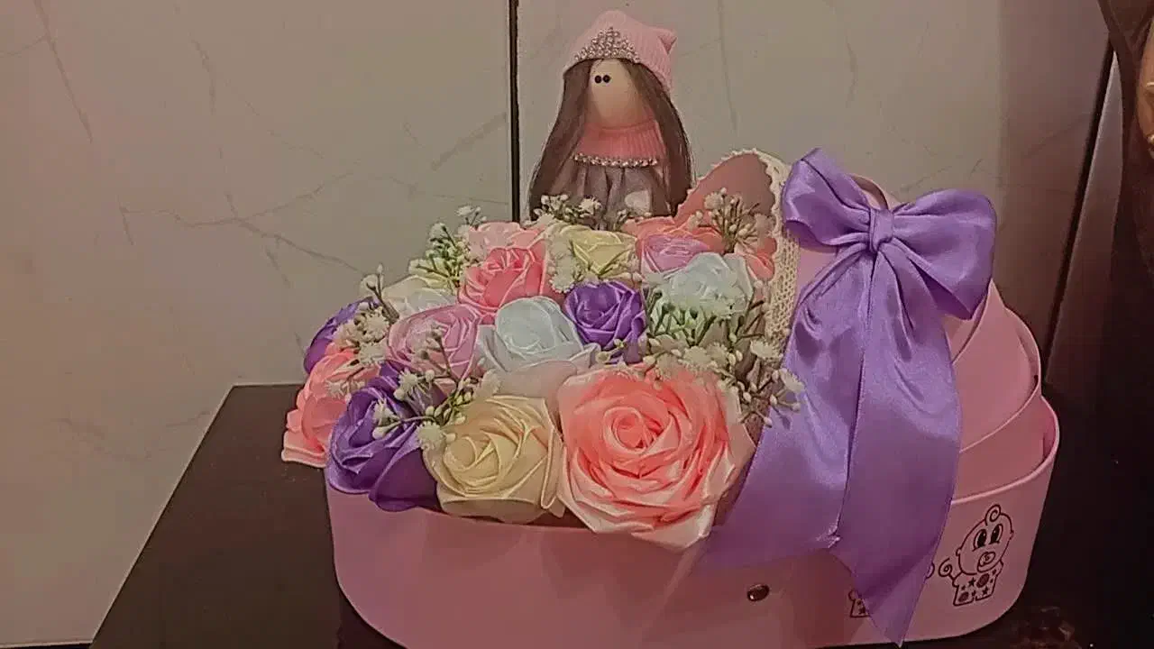 گل روبانی|گل مصنوعی|کرج, حصارک پایین|دیوار