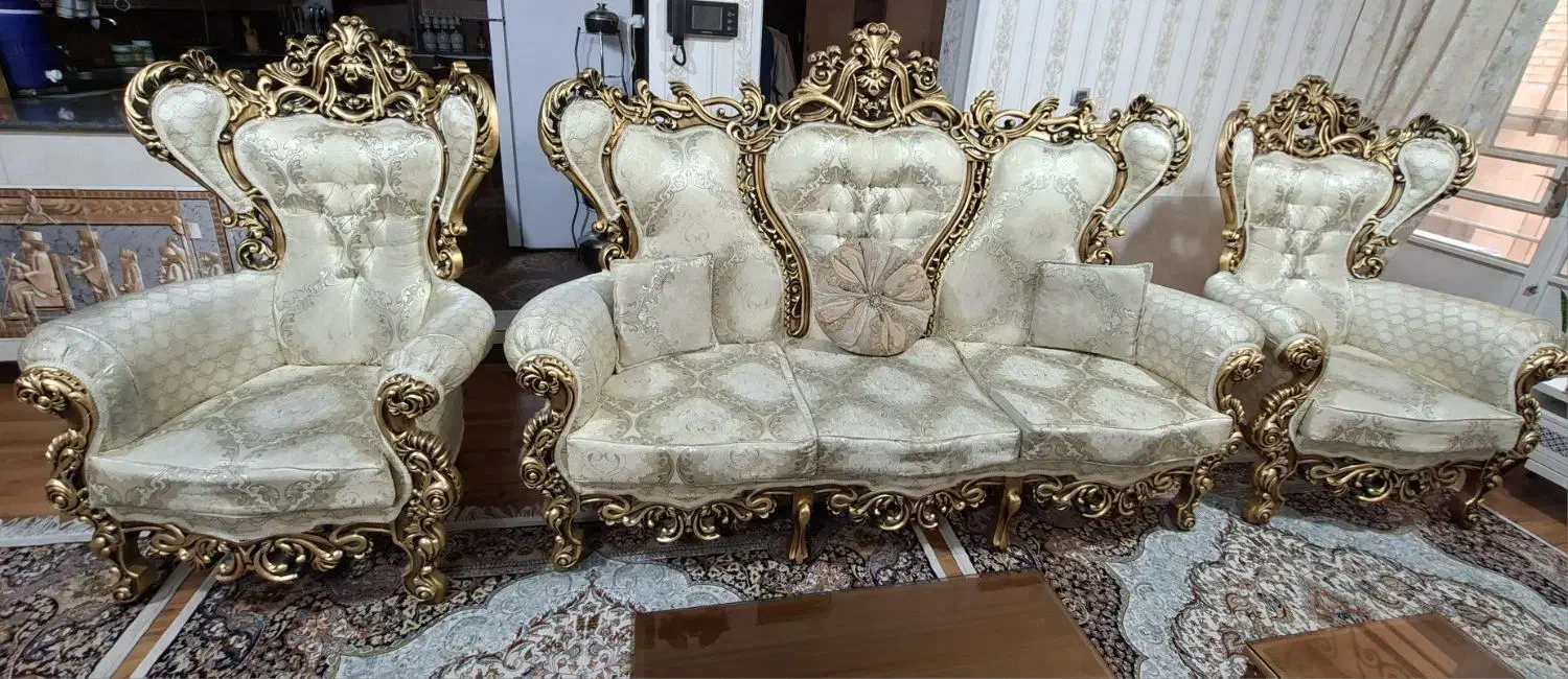 مبل سلطنتی در حد نو|مبلمان خانگی و میز عسلی|جهرم, |دیوار