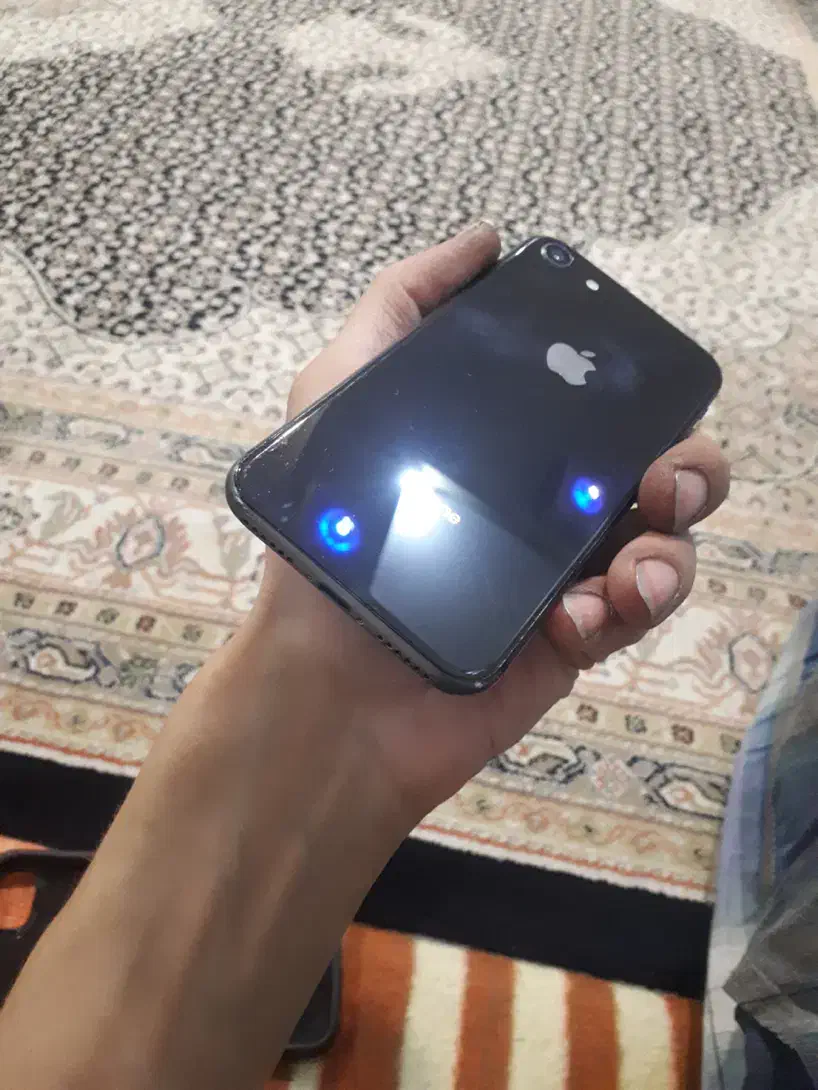 iphone 8 64G|موبایل|تهران, گلستان (شهرک راه آهن)|دیوار