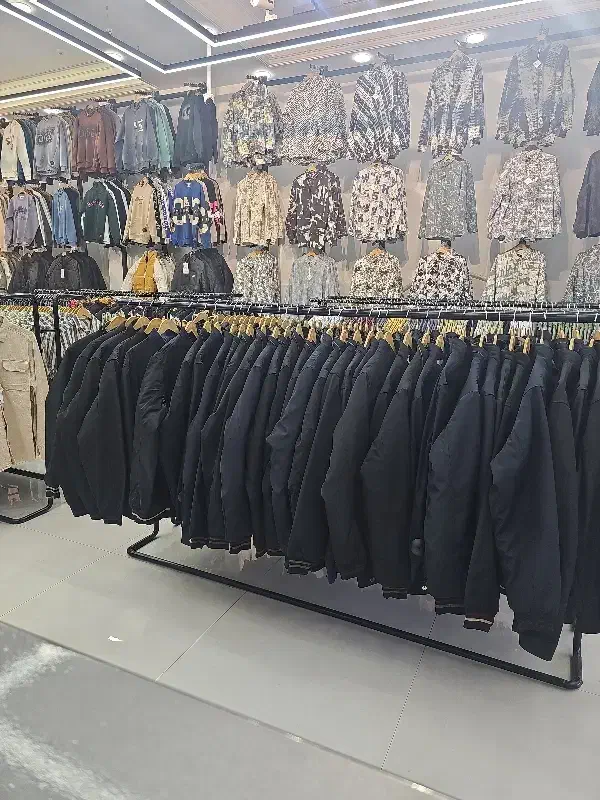 فروشنده لباس مردانه ماهر|استخدام بازاریابی و فروش|قم, سالاریه|دیوار