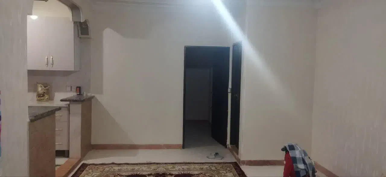 اجاره آپارتمان 50متری طبقه اول|اجارهٔ آپارتمان|اسلامشهر, شهرک سالور|دیوار