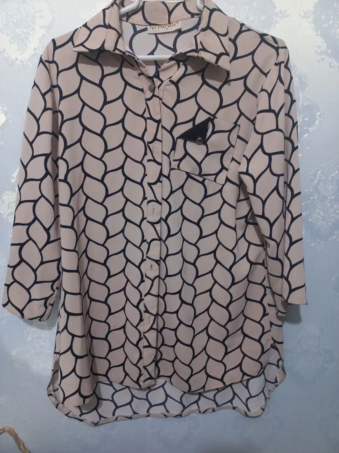 تعداد زیادی لباس|لباس|شهرکرد, |دیوار