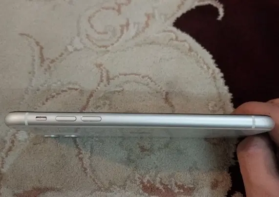گوشی iphone 11 normal|موبایل|یزد, |دیوار