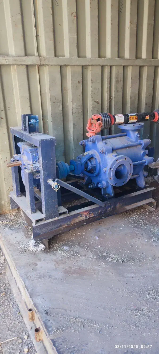 موتور آب پشت تراکتوری|ماشینآلات صنعتی|خرقان, |دیوار