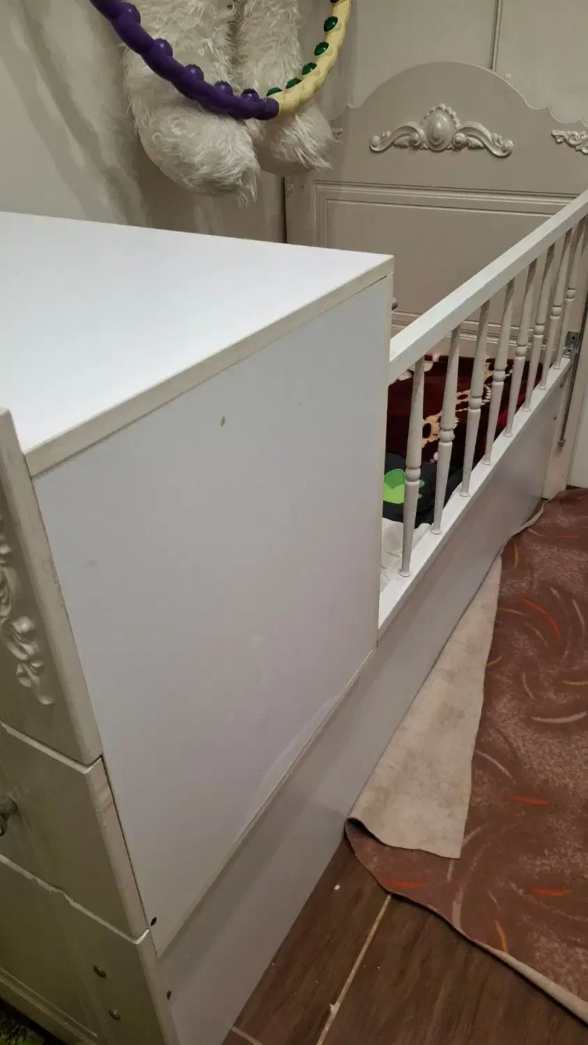 تخت خواب نوجوانی،جوانی وکیوم|تخت و سرویس خواب|شهریار, شهریار|دیوار