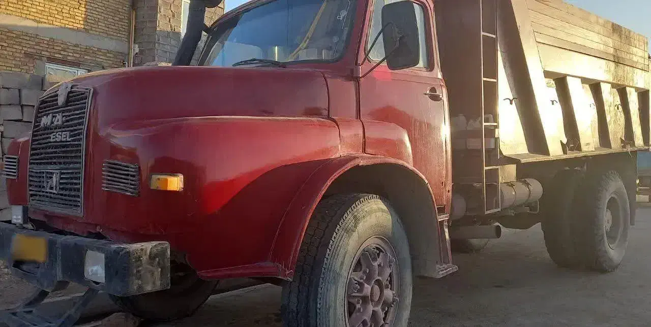 تک مان عراقی قرمز فروش فوری تخفیف ویژه|خودرو سنگین|دلبران, |دیوار