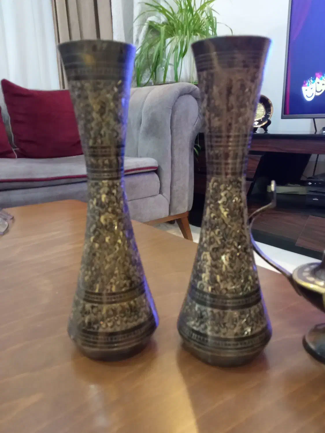 جفت گلدان برنزی سیاه قلم و چراغ جادو کار دست|صنایع دستی و سایر لوازم تزئینی|تهران, خلیج فارس|دیوار