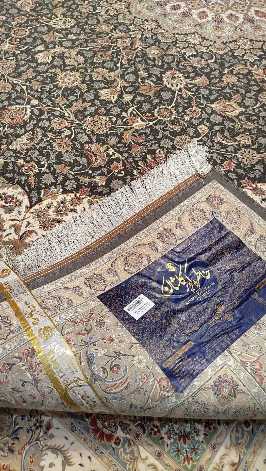 فرش ۱۵۰۰ شانه و ۱۲۰۰ شانه ۹ متری|فرش|اصفهان, برزان|دیوار