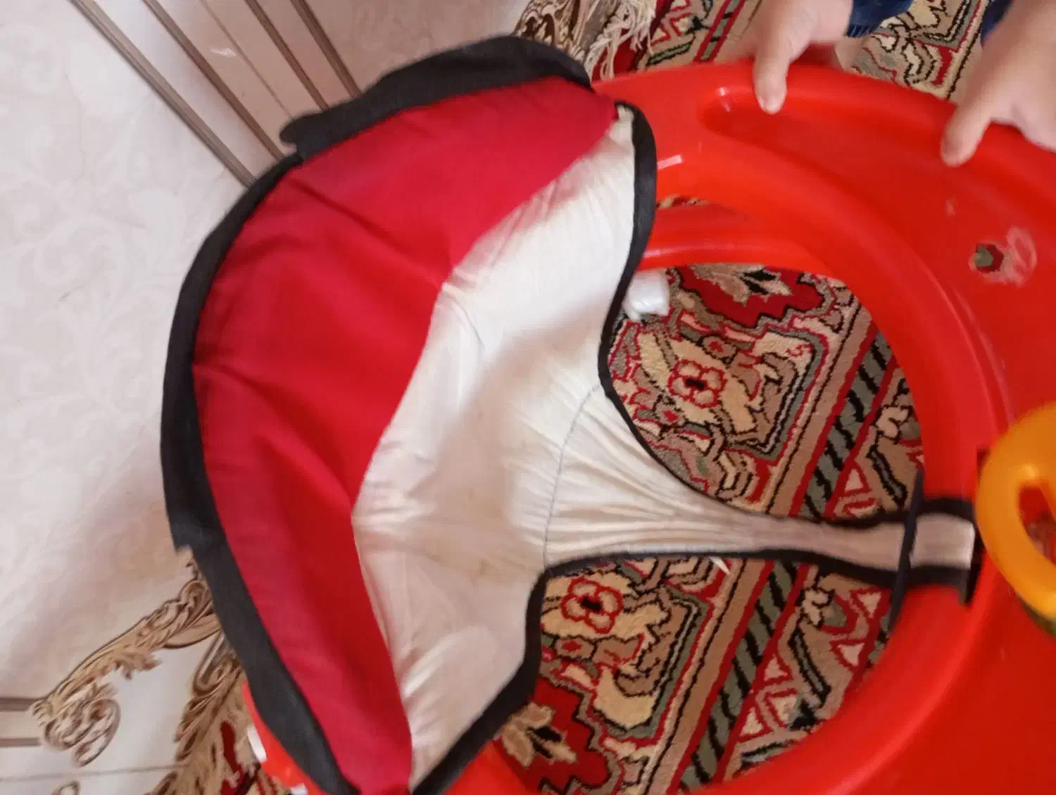 روروئک|اسباب و اثاث بچه|باغ ملک, |دیوار