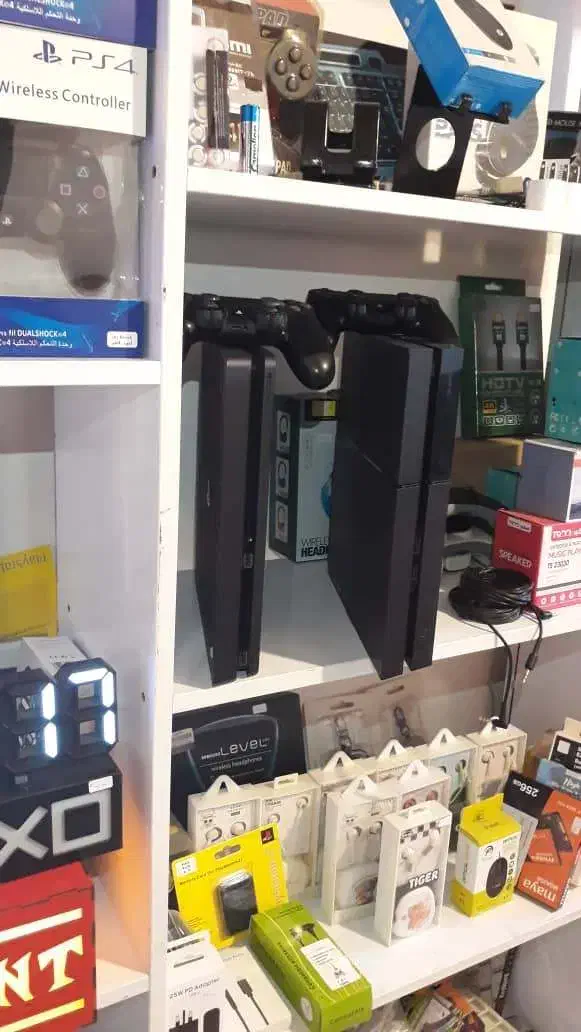 فروش PS4 - پلی استیشن 4|کنسول، بازی ویدئویی و آنلاین|نوشهر, |دیوار
