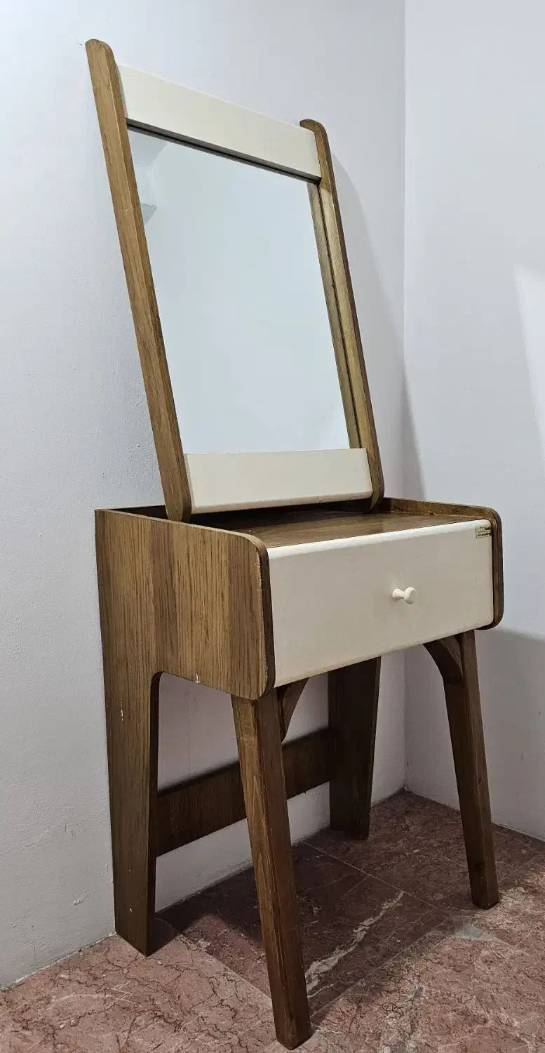 میز آرایشی|مبلمان خانگی و میز عسلی|چمستان, |دیوار