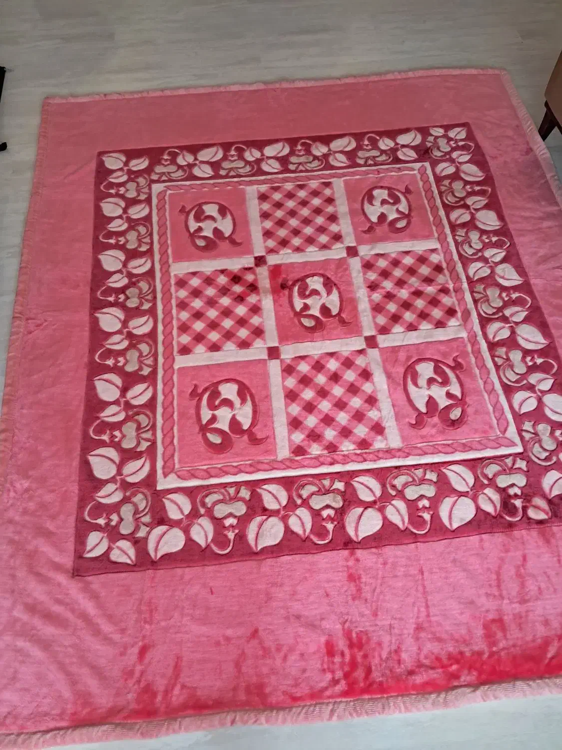 پتو گلبافت|رختخواب، بالش، پتو|رشت, دیلمان|دیوار