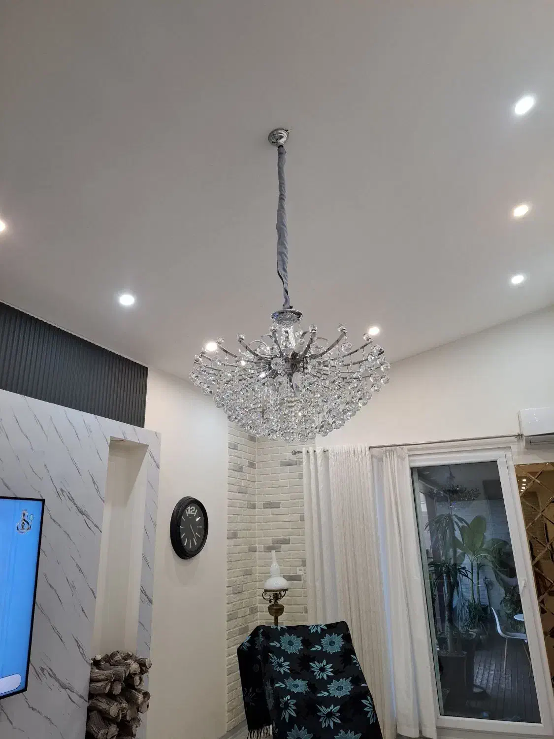 سه عدد لوستر|لوستر و چراغ آویز|گرگان, |دیوار