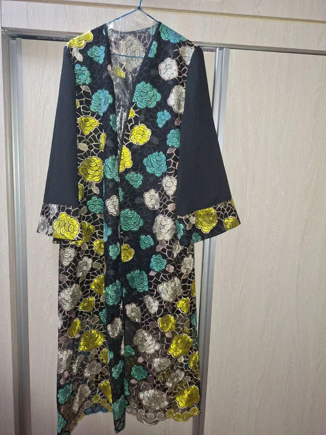 مانتو مجلسی گیپور|لباس|تبریز, |دیوار