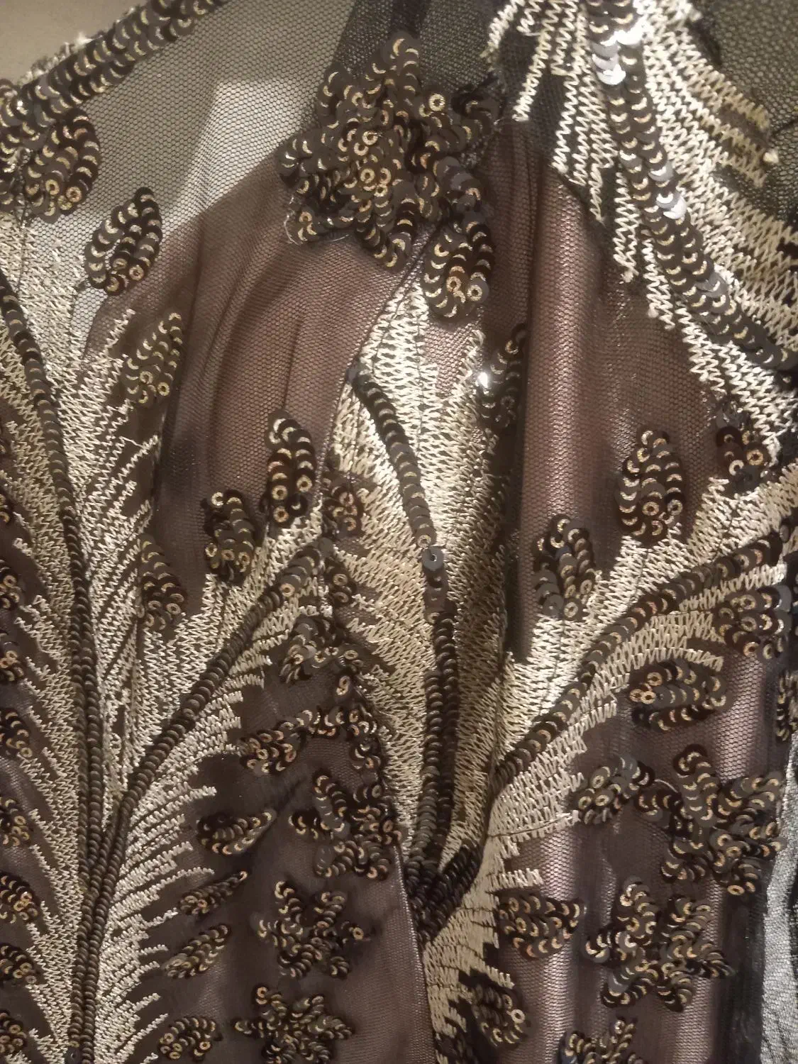 لباس مجلسی|لباس|عباس‌آباد, |دیوار