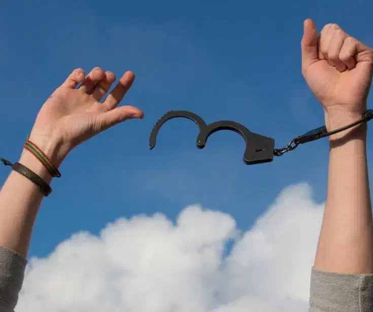 ترک اعتیاد و سیگار ، تضمینی و محرمانه|خدمات آرایشگری و زیبایی|قزوین, |دیوار