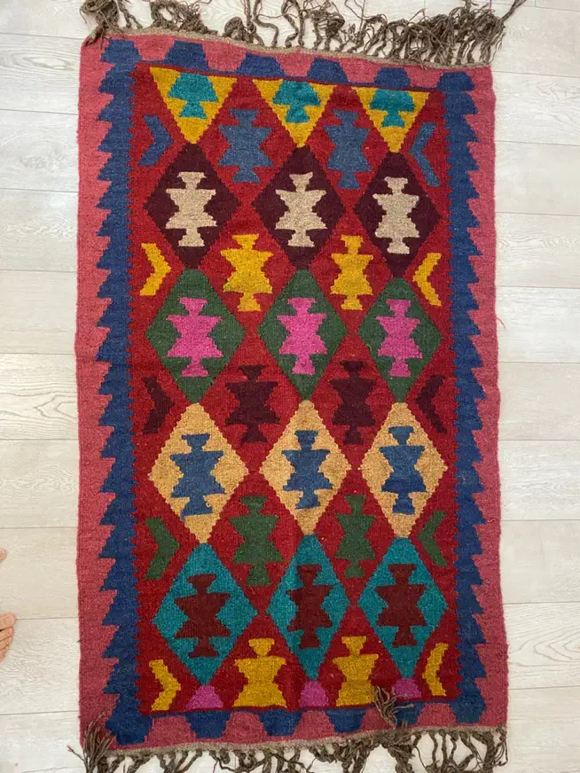 گلیم|گلیم، جاجیم، گبه|رشت, معلم|دیوار