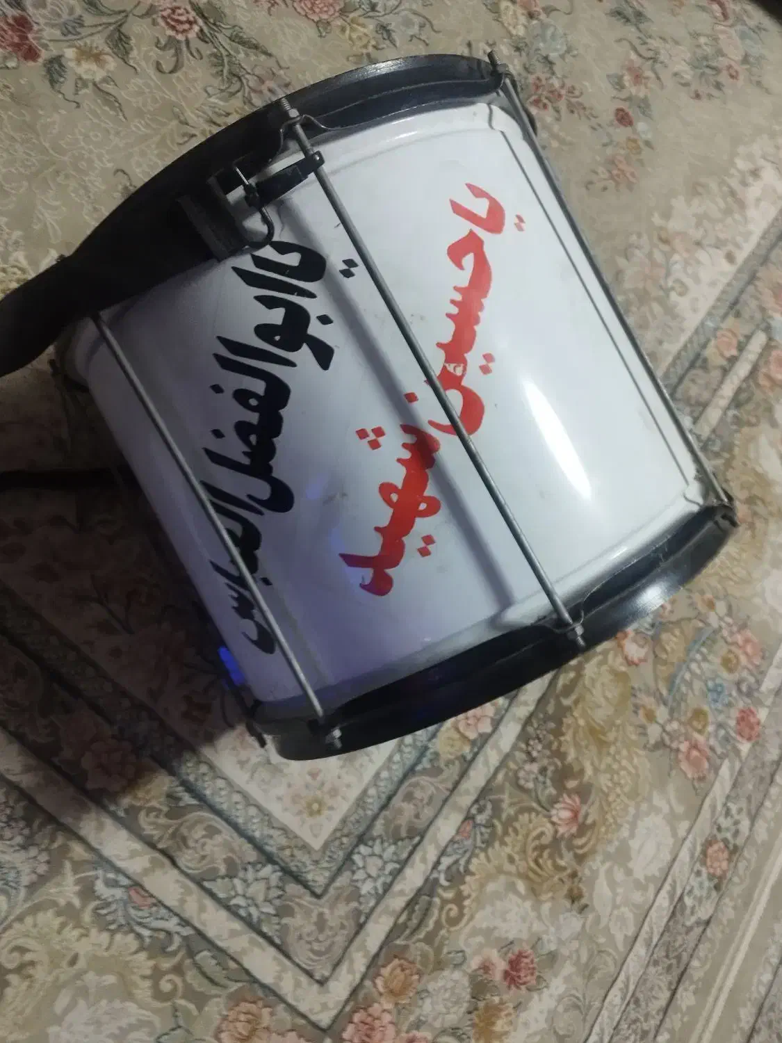 طبل|درام و پرکاشن|اصفهان, شهریار|دیوار