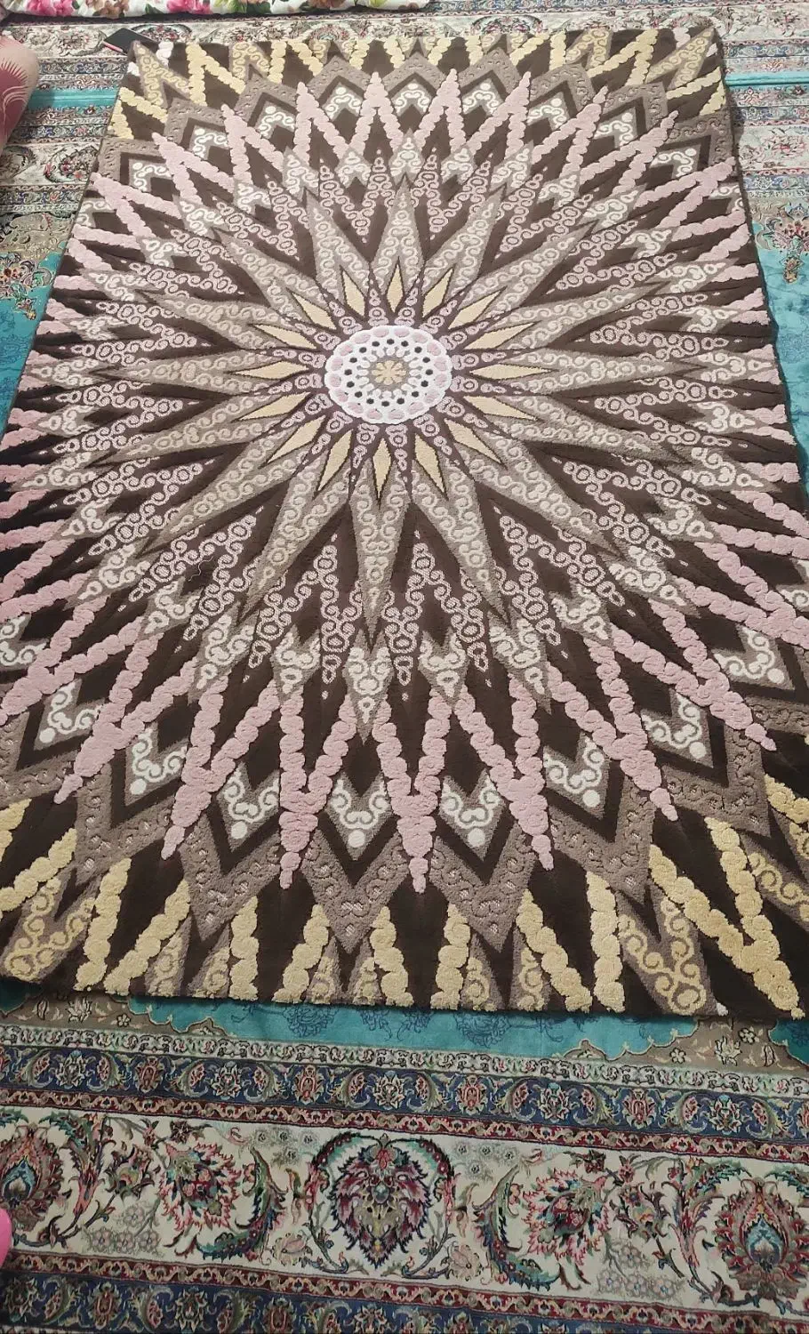 فرشینه ۲۲۰ در ۱۴۰|فرش|شهریار, شهریار|دیوار