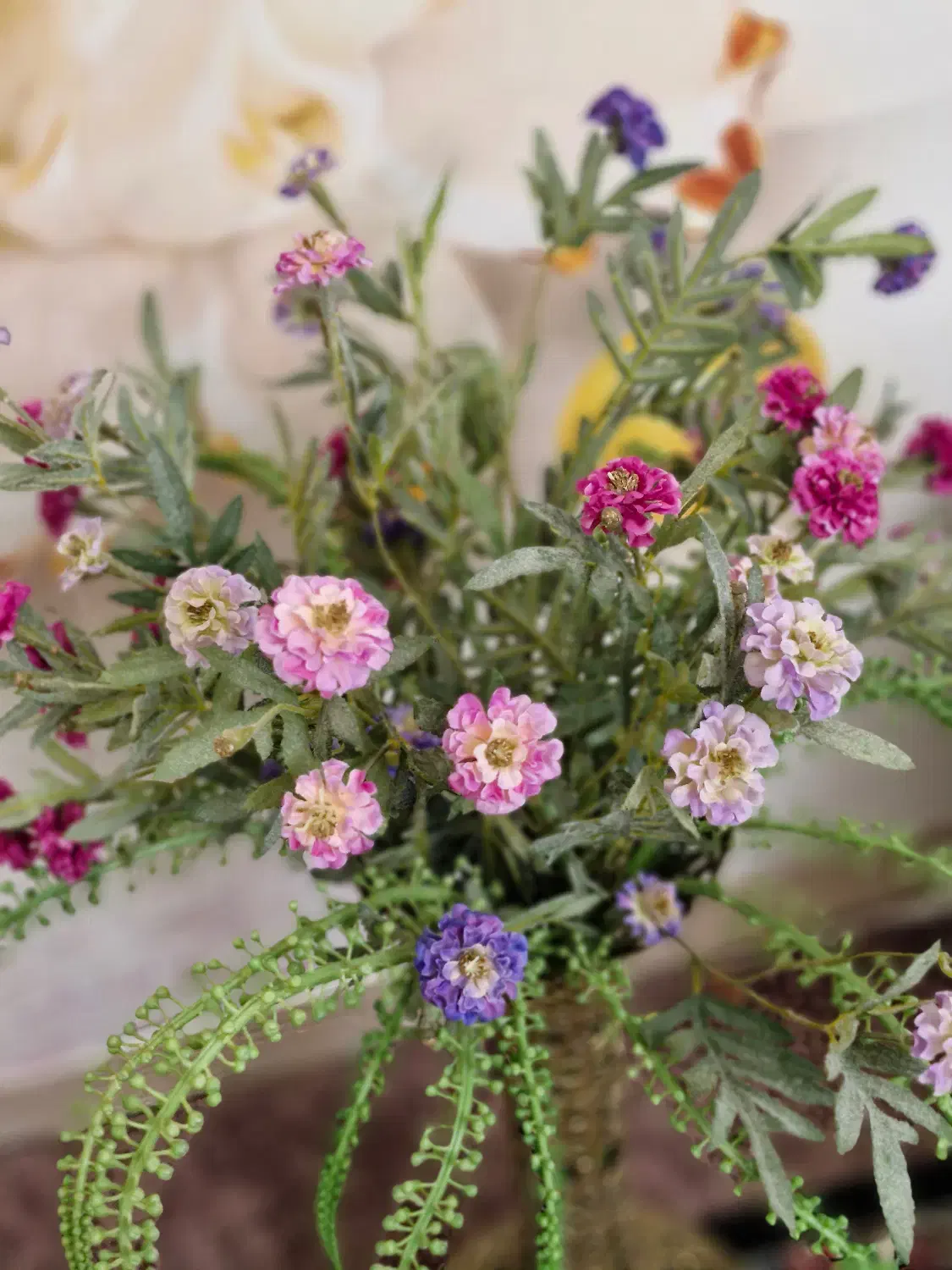 گلدان برنز|گل مصنوعی|اشتهارد, |دیوار