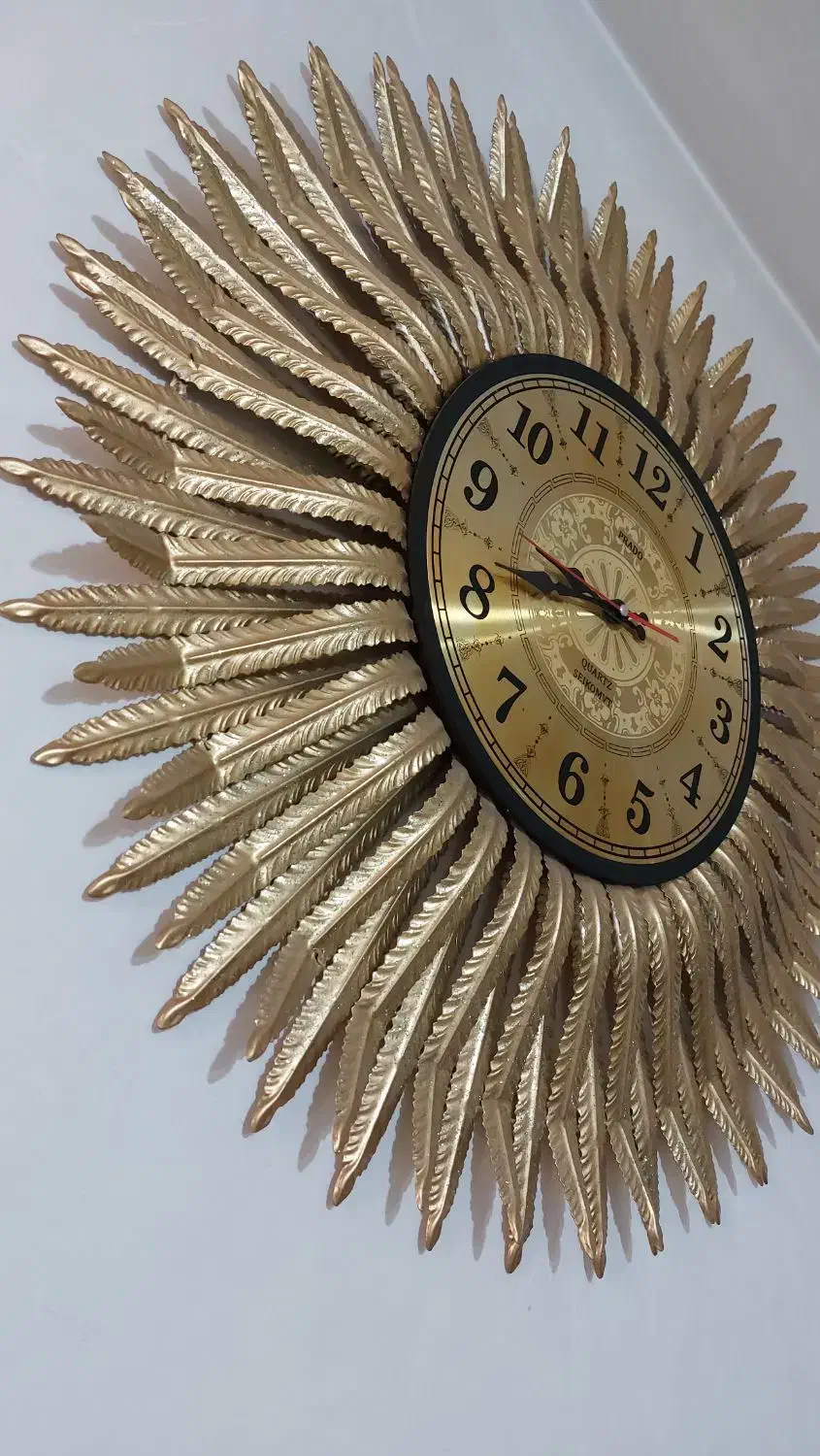 ساعت طلایی طرح خورشیدی|ساعت دیواری و تزئینی|هشتگرد, شهرک ولیعصر (مصلی)|دیوار