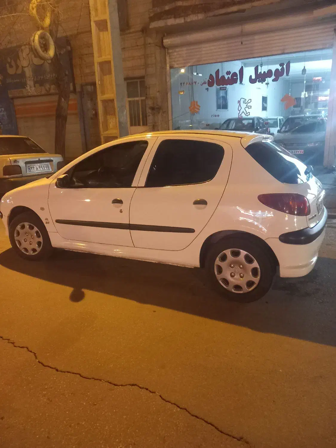 پژو ۲۰۶|خودرو سواری و وانت|اراک, |دیوار