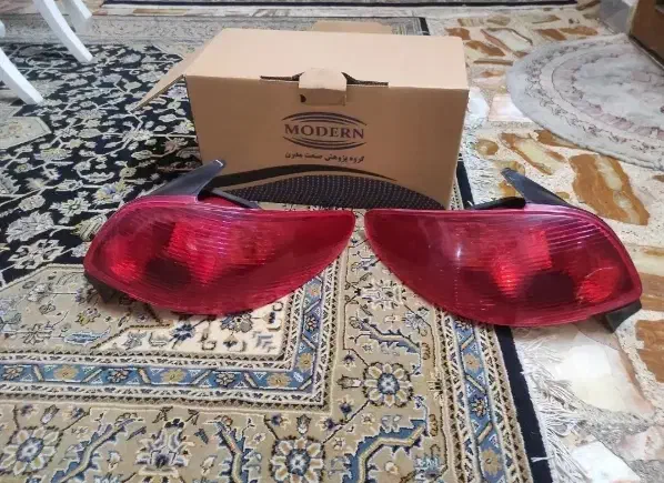 چراغ عقب 206|قطعات یدکی و لوازم جانبی|محمدشهر, محمدشهر|دیوار