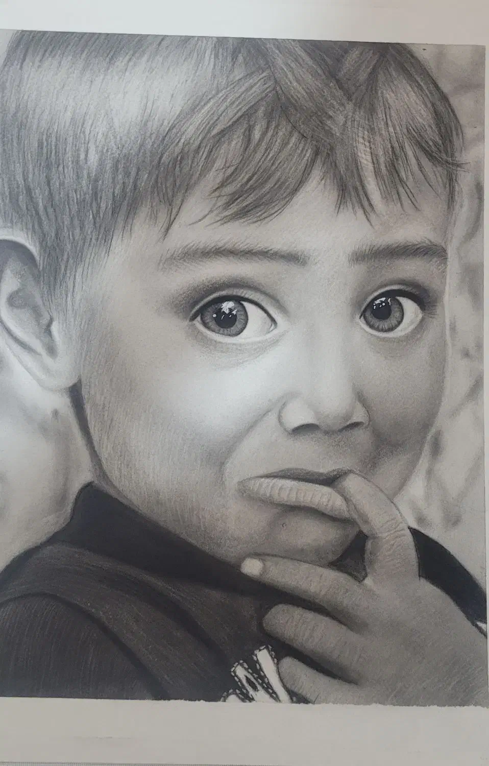 طراحی سیاه قلم سبک هایپررئال|تابلو، نقاشی، عکس|شیراز, باغ تخت|دیوار