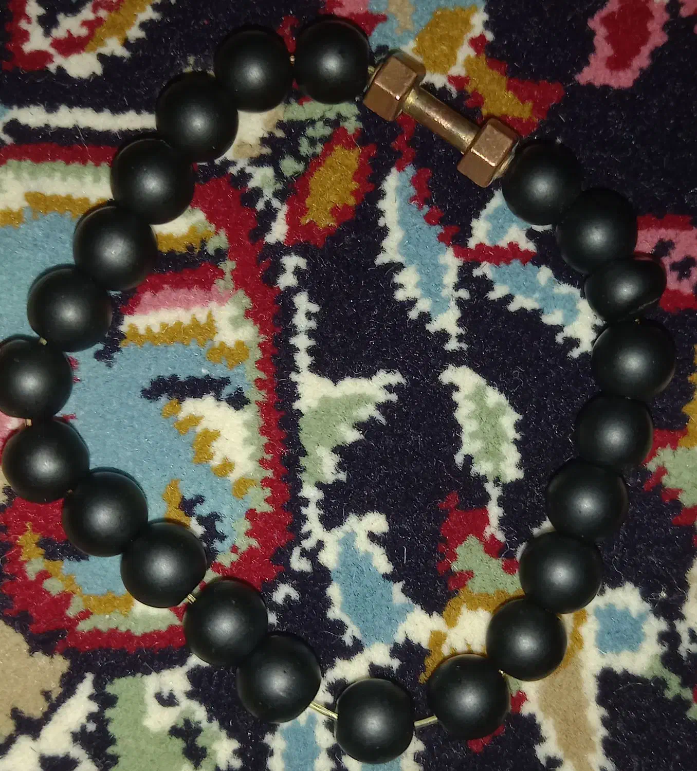 یک عدد زنجیر و دستبند|بدلیجات|ملایر, |دیوار