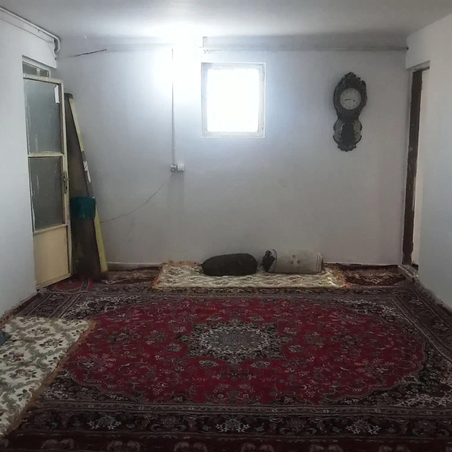 یک ساختمان تجاری مسکونی|فروش خانه و ویلا|بم, |دیوار