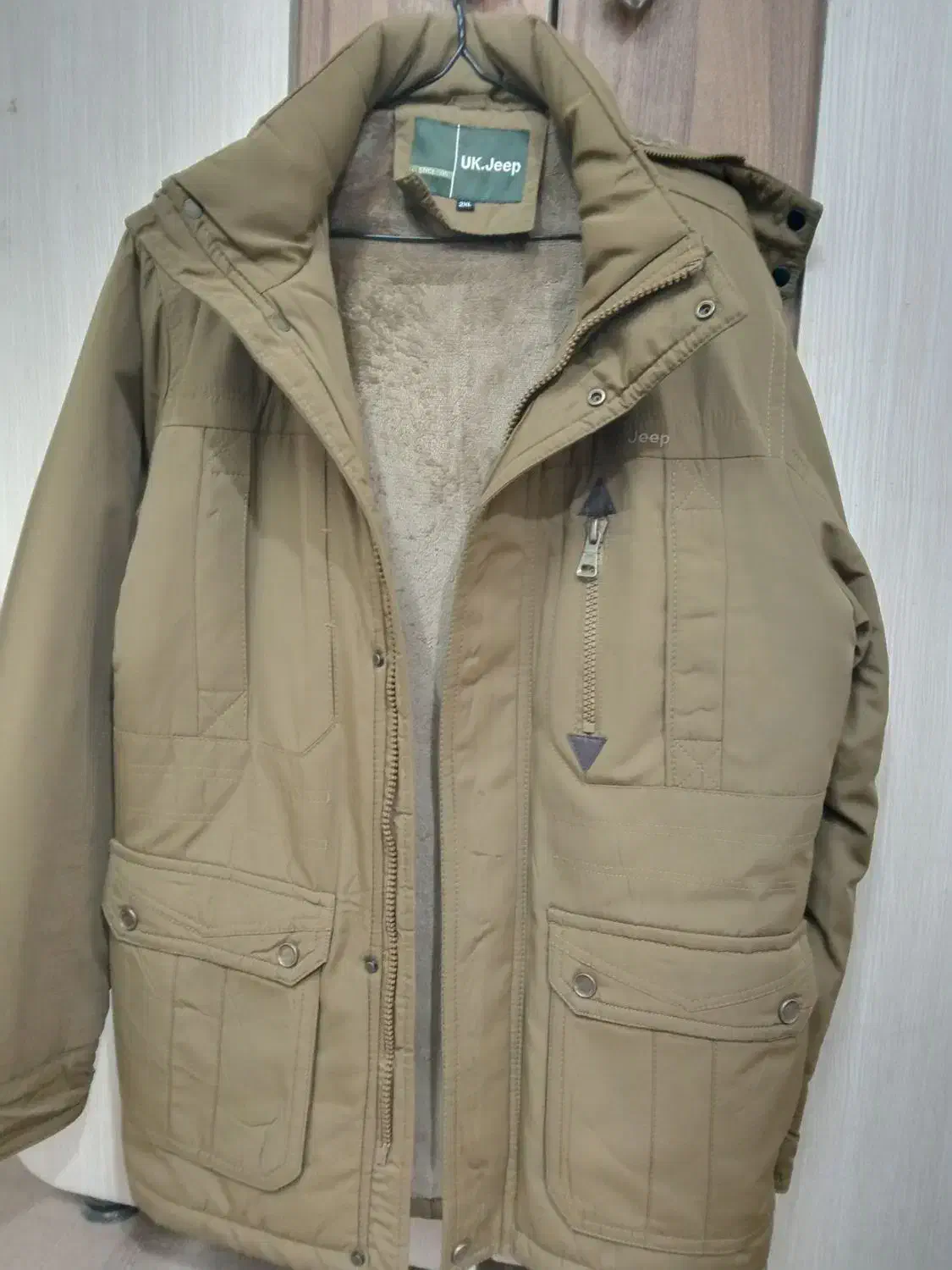 کـاپـشـن،نو، مـارک جـیـپ 2xl|لباس|زاهدان, |دیوار