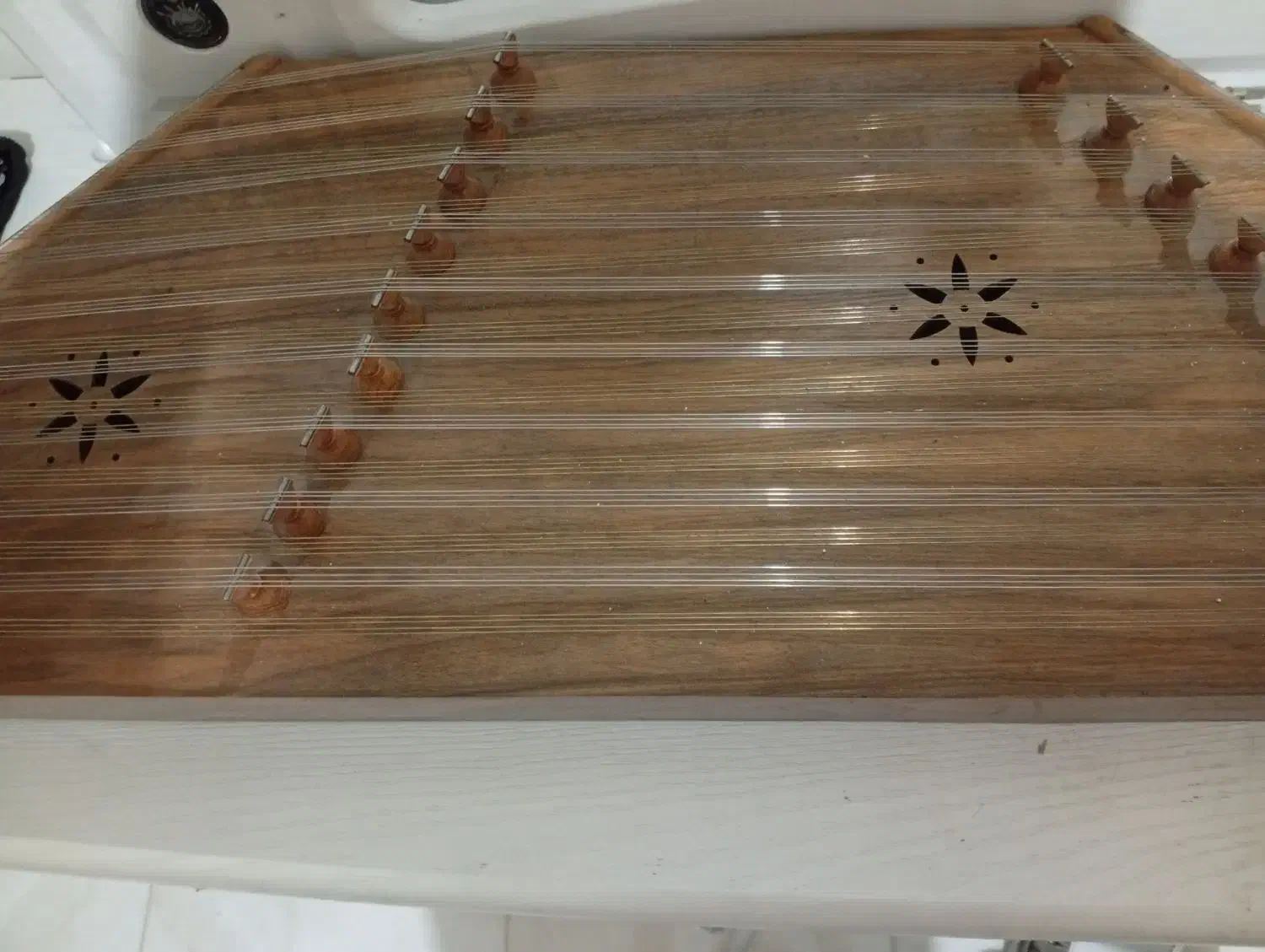 سنتور نیمه حرفه ای|سازهای سنتی|شاهینشهر, خانه کارگر|دیوار