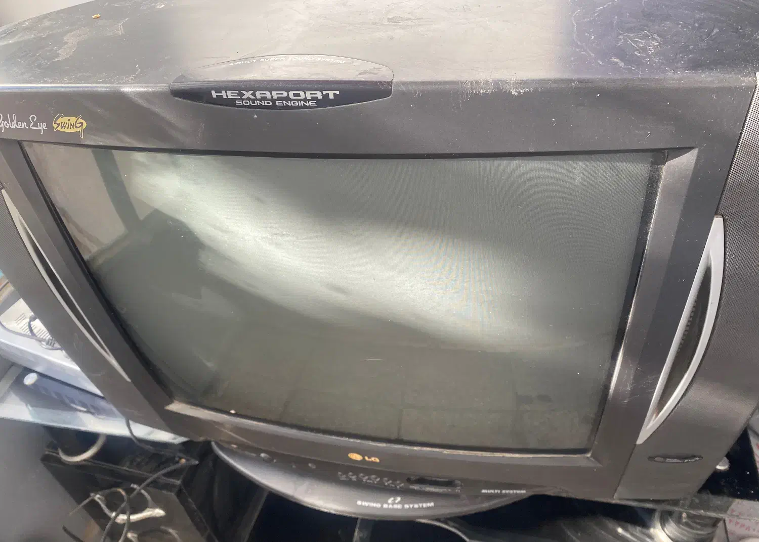 تلویزیون ۲۱|تلویزیون و پروژکتور|اسفراین, |دیوار