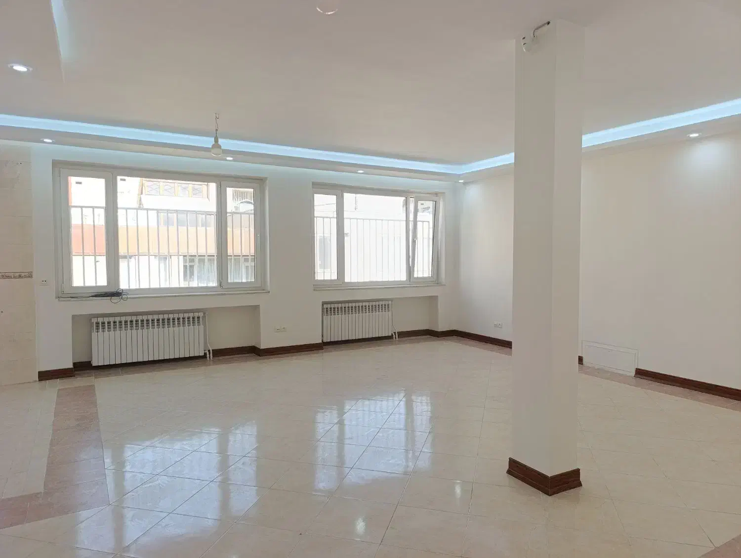 بلوار مینا/125متر/3خواب با امکانات/قابل تبدیل