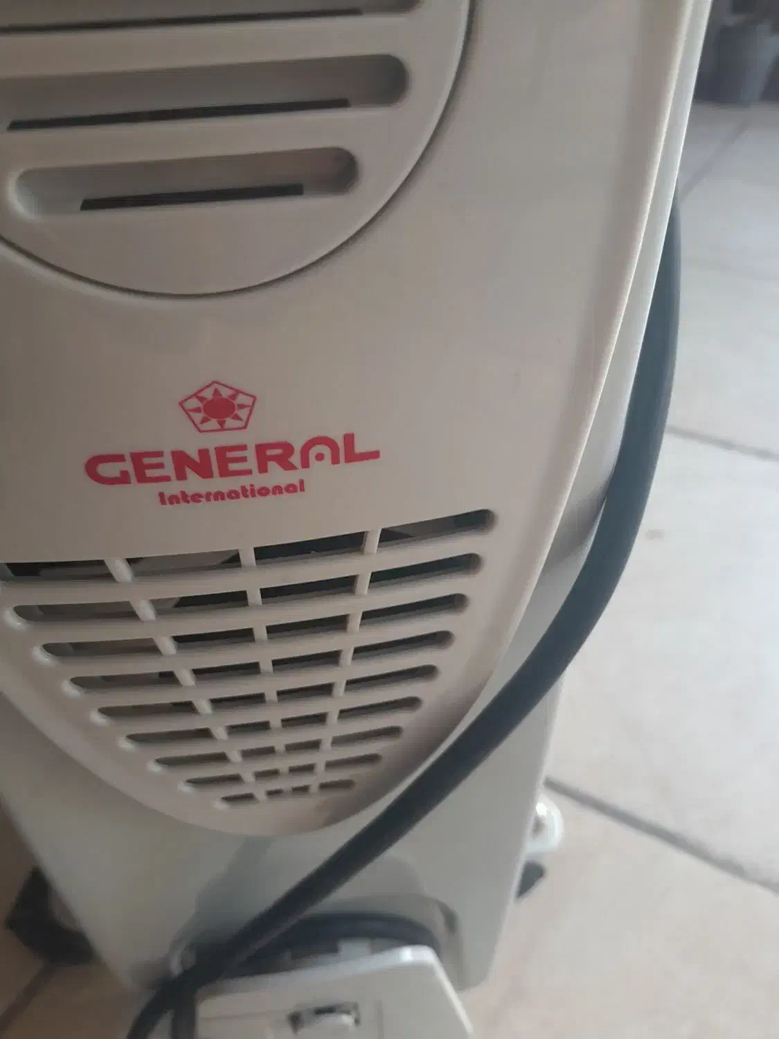 شوفاژ برقی ۱۳ پره یک روز استفاده شده|آبگرمکن، پکیج، شوفاژ|یزد, |دیوار